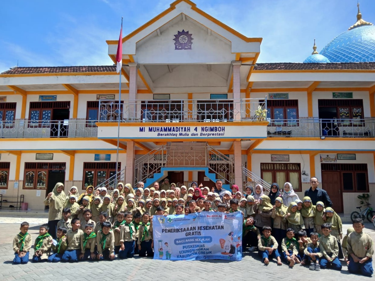 Sinergi Sekolah dan Puskesmas: MI Muhipat Ngimboh Gelar Pemeriksaan Kesehatan Gratis