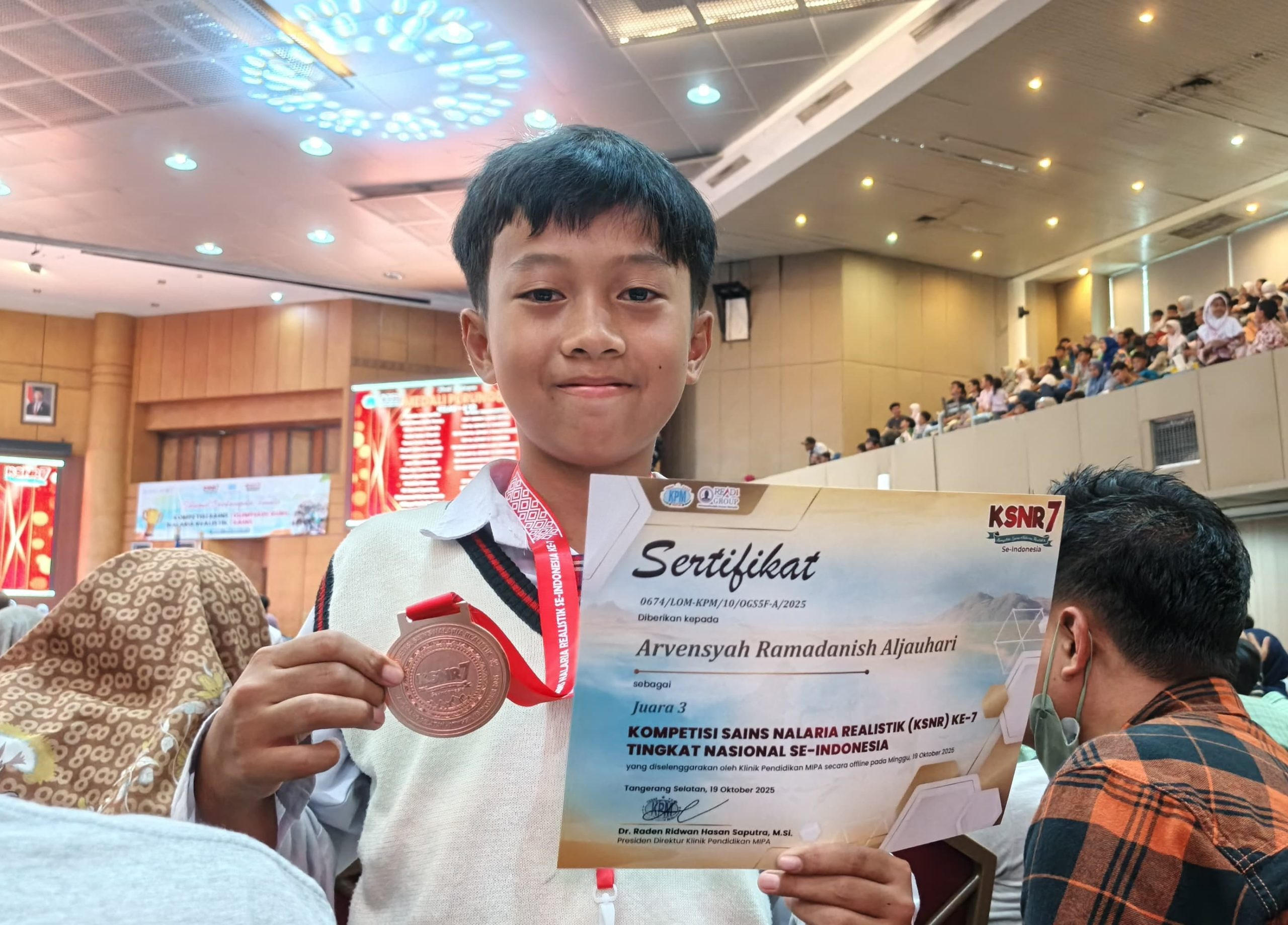 Mutiara dari Almadany: Arvensyah Ramadanish Raih Medali Perunggu KSNR Ke-7