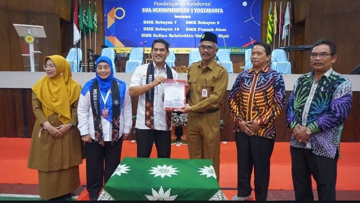 Jalin Koneksi Global, SMA Muhi dan Sekolah Malaysia Bertukar Budaya