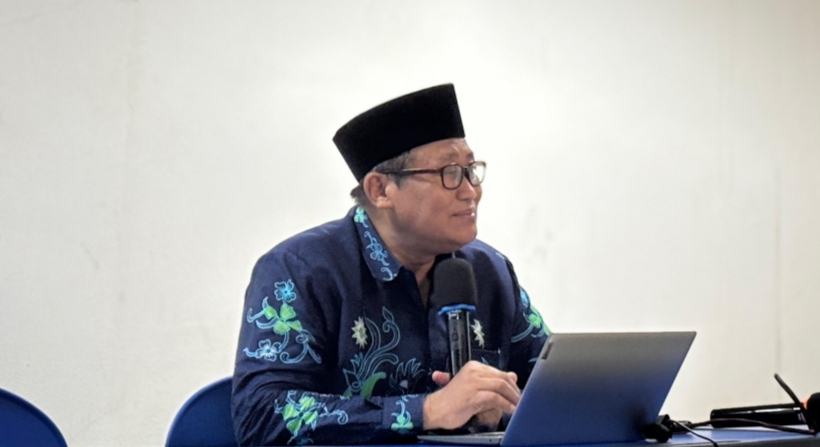 Pengajian Rabu Spemma Surabaya mengupas tiga nilai inti ajaran K.H. Ahmad Dahlan. Selain materi inti, Ustaz Sholihin Fanani memberikan pesan moral tentang pentingnya memerangi kebodohan dan kemiskinan