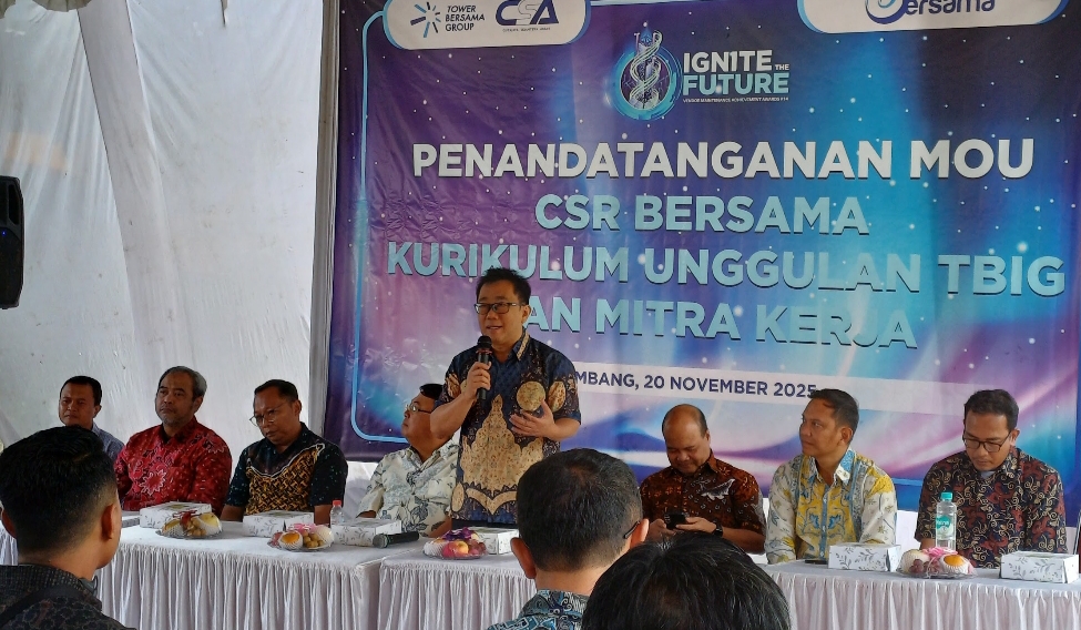 Pelatihan On Site TBIG Tingkatkan Kompetensi 1000 Siswa dan Alumni SMK di Bandung. Pelatihan menghadirkan instruktur dan tenaga ahli dari mitra. Materinya teknis pemeliharaan menara telekomunikasi dan keselamatan kerja
