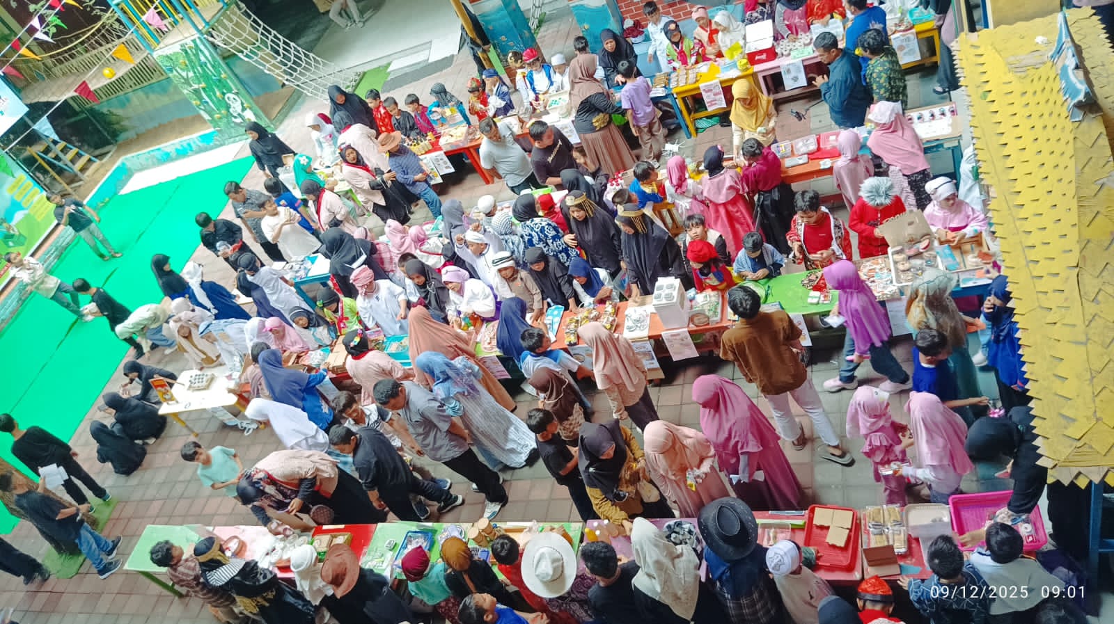 Entrepreneur Week di Sekolah Kreatif Baratajaya Bukan Sekadar Bazar