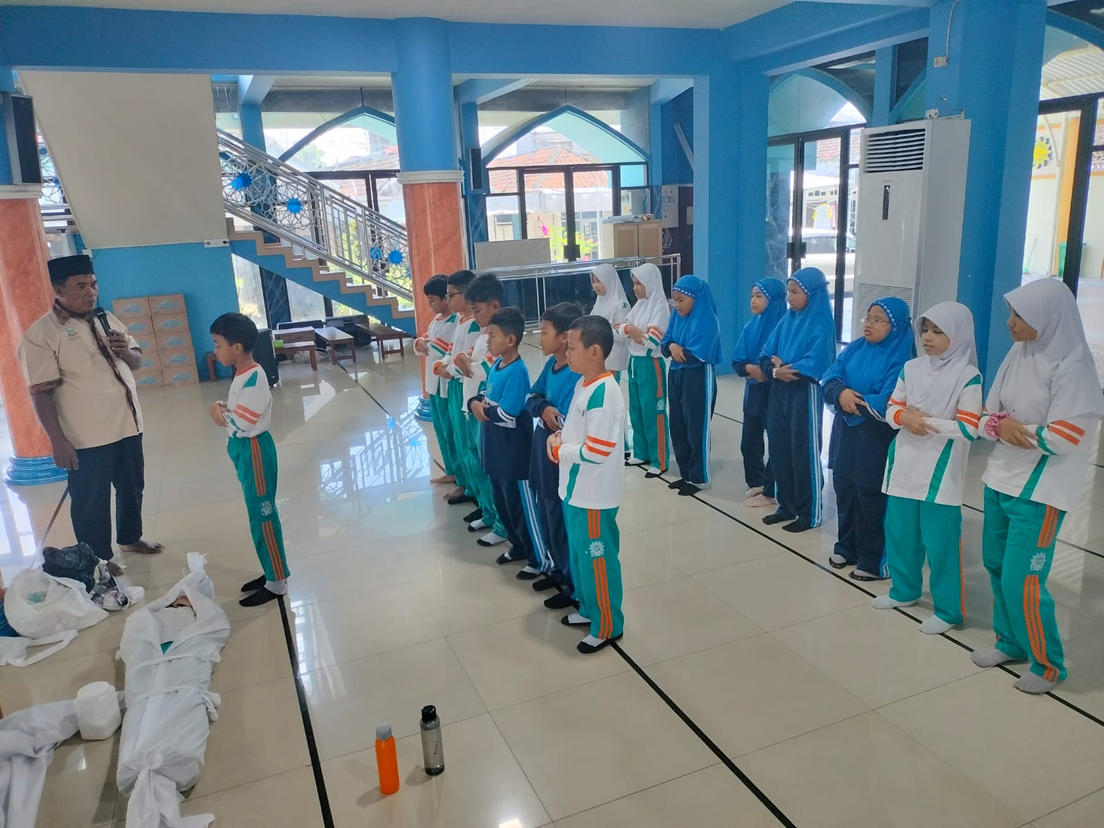 Praktik Merawat Jenazah Sesuai Syariat Islam, “Jenazah” Tiba-Tiba Terbangun