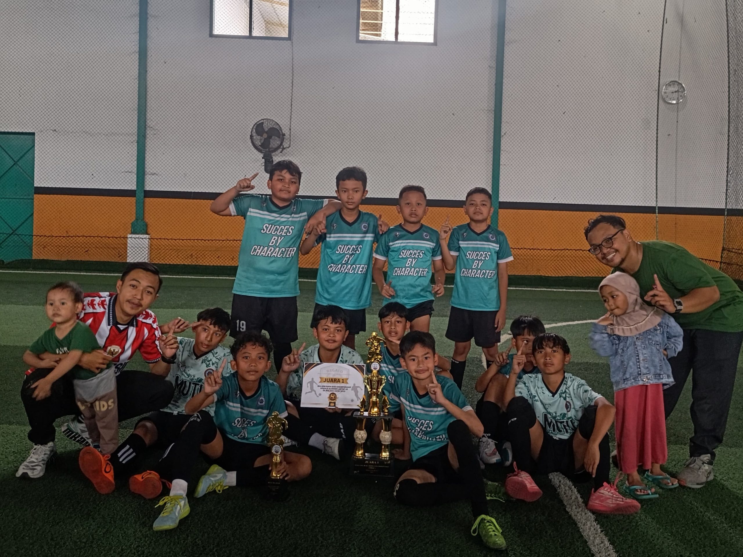 “Singo Kawi” SD Muhammadiyah 1 Kota Malang Juara Futsal MRKC 2025