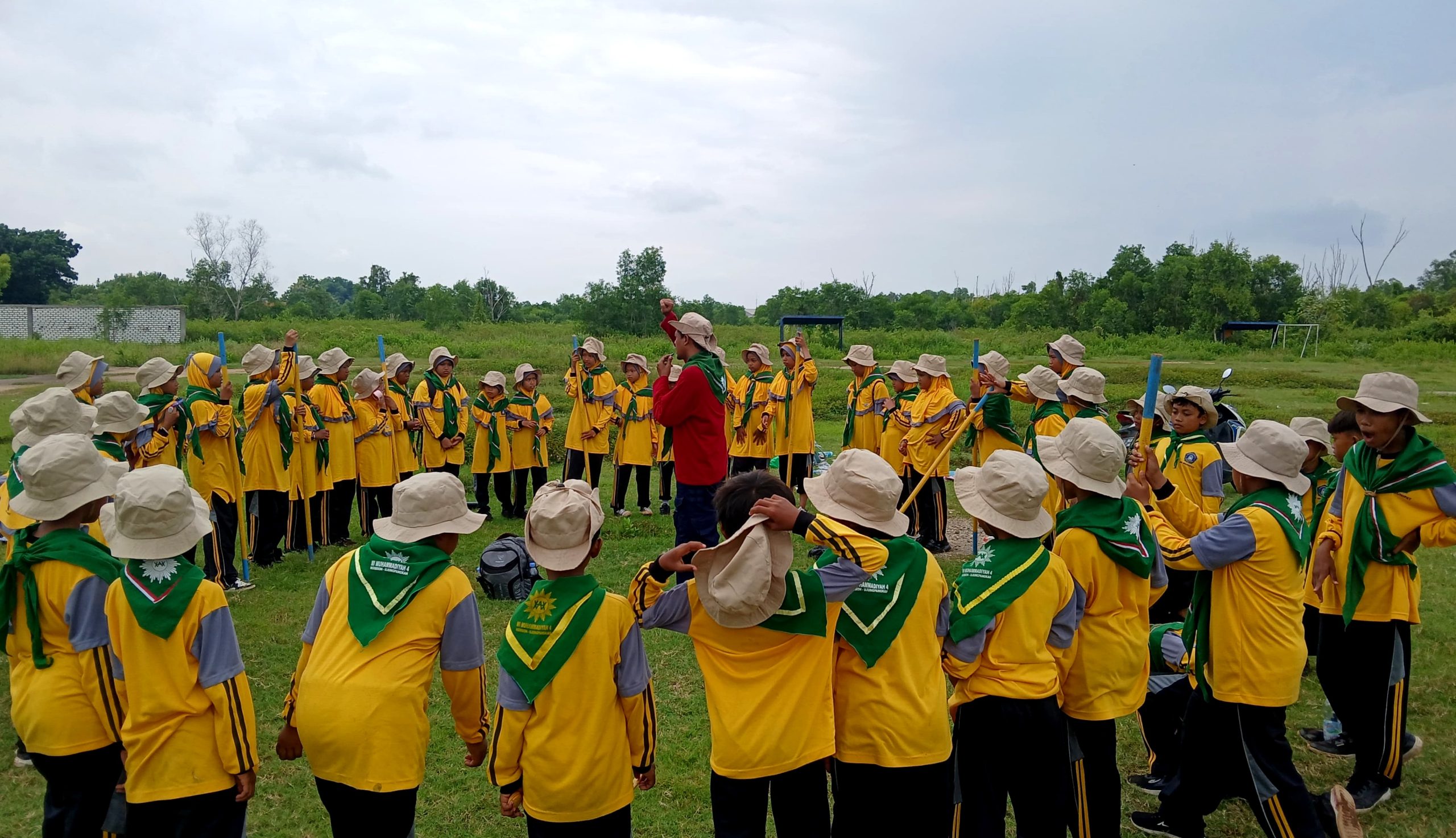 MI Muhammadiyah 4 Ngimboh Menggelar Kemahiran HW, Siswa Belajar Mandiri dan Kreatif