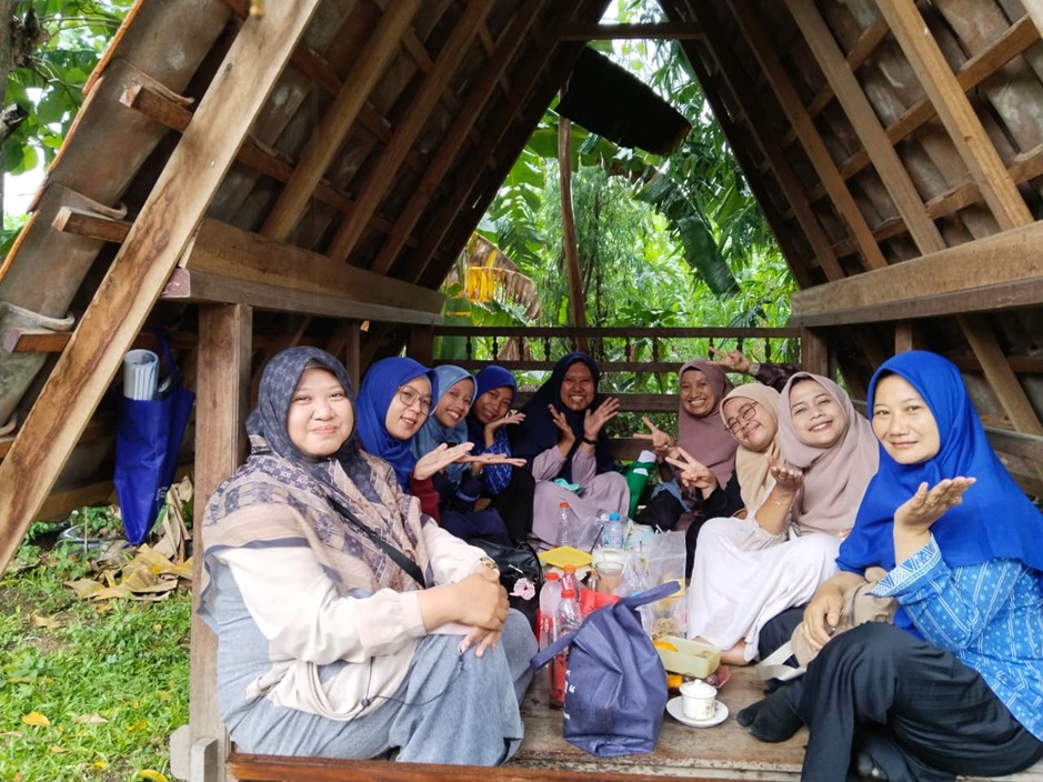 Cafe Jagadjawi Menganti, Hangatnya Pertemuan Sahabat Ambyar di Penghujung 2025