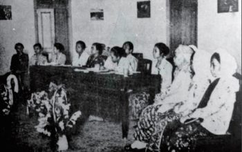 Hari Ibu merujuk peristiwa Kongres Perempuan I di Yogyakarta. Sejarah kebanyakan mengungkap peran tokoh perempuan sekuler. Padahal peran Aisyiyah sangat besar di acara itu.