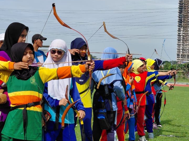 AKSI Spotic 2026, Pelajar Muhammadiyah Surabaya Raih Juara Panahan dan Atletik