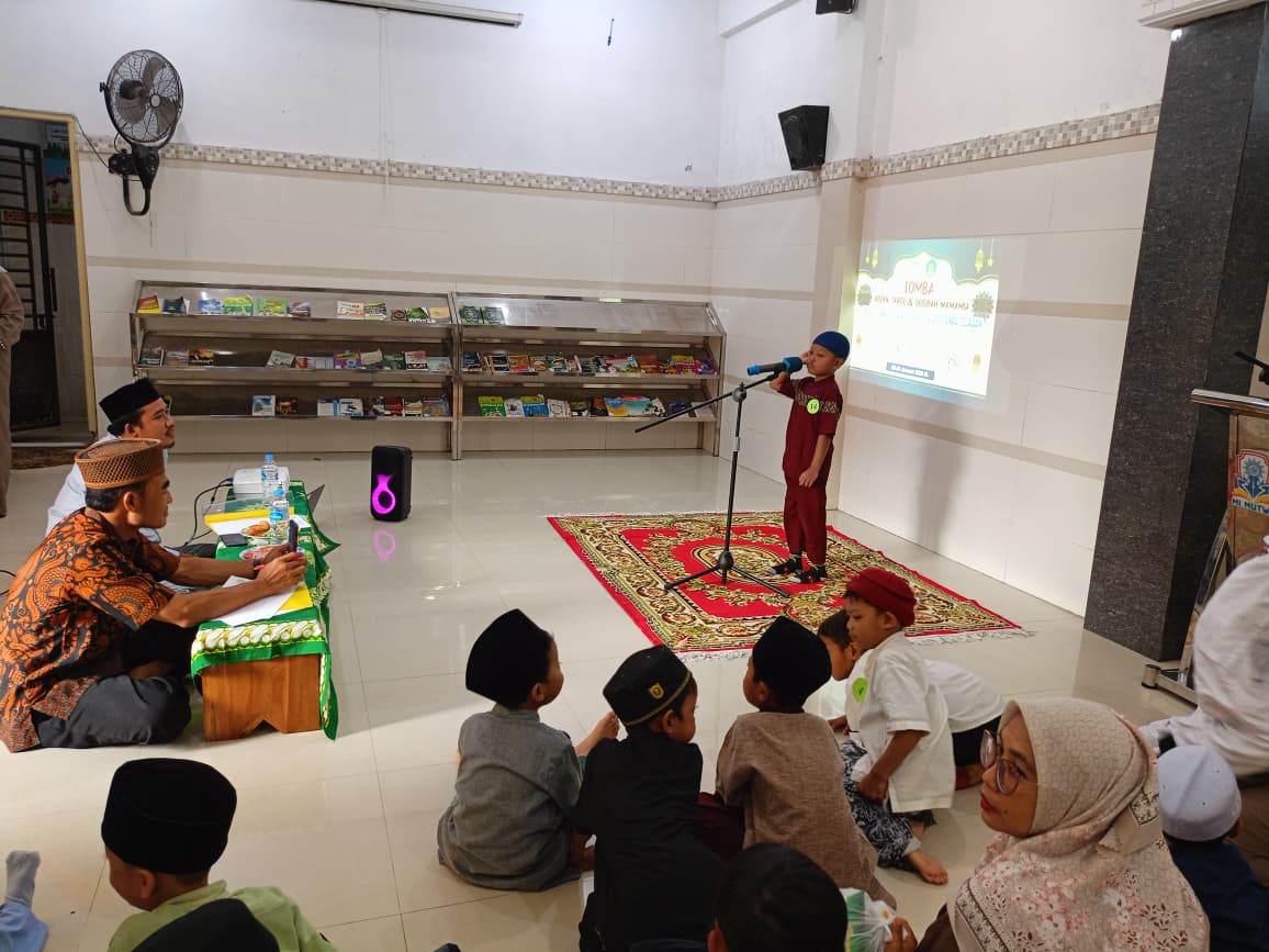 Belajar Berani sejak Dini lewat Lomba Tartil dan Azan di TK Aisyiyah 2 Campurejo