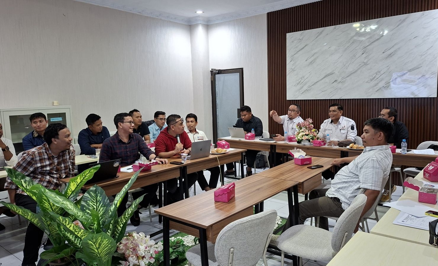 Olympicad VIII kian Dekat