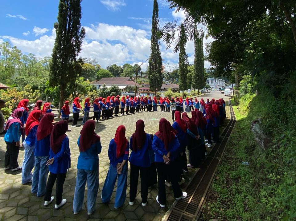 Tadabur Alam, Cara Guru-Guru PAUD Tarik Menjaga Kesegaran Batin