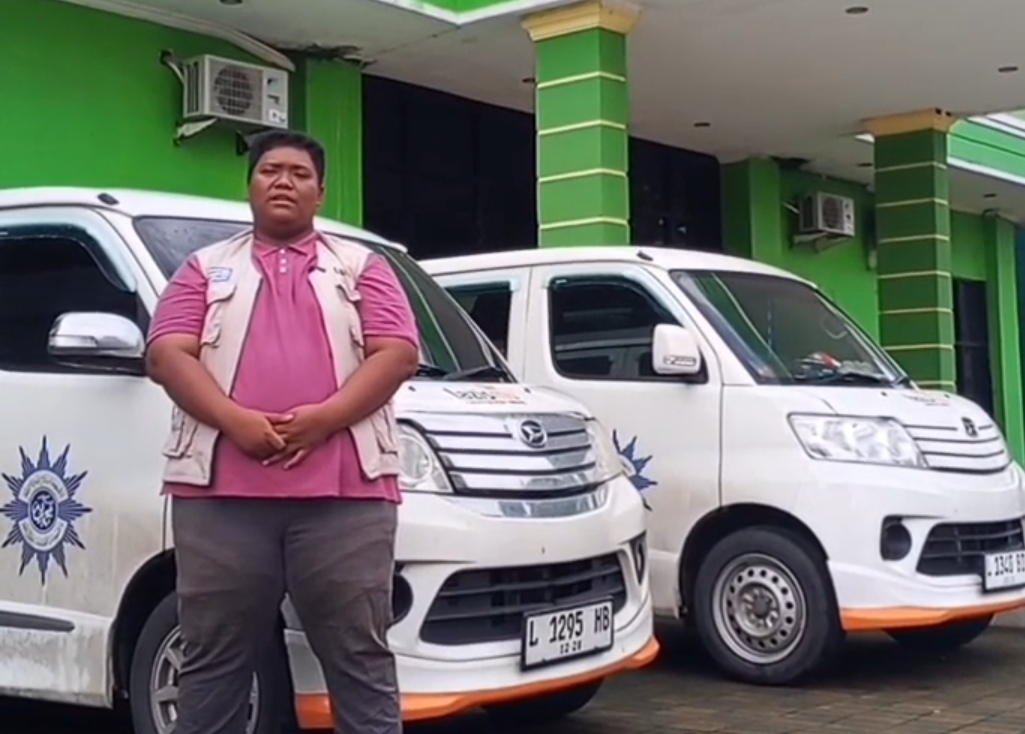Singgah di PWM Sumatra Selatan, relawan Muhammadiyah Jatim  menikmati makanan khas Palembang. Aneka varian pempek dan rasanya yang enak memberi energi baru untuk melanjutkan perjalanan ke Langkat dan Aceh Tamiang 