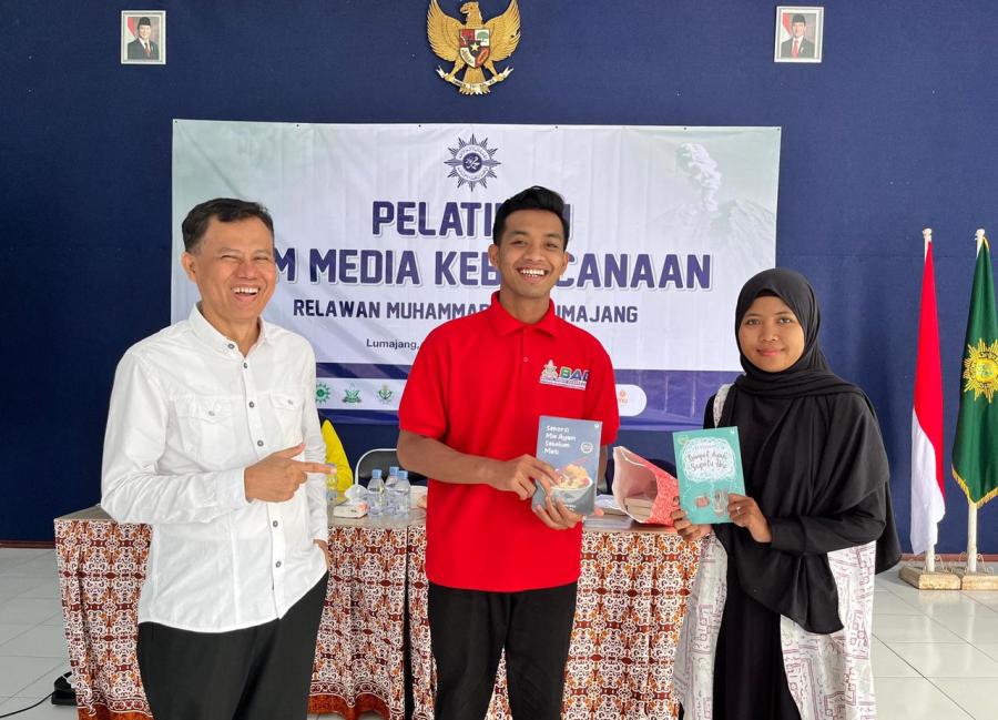 Pelatihan Jurnalistik Kebencanaan yang diadakan MDMC mengesankan peserta. Selama tiga hari mereka beraktivitas dan liputan di kebun teh membuat berita.
