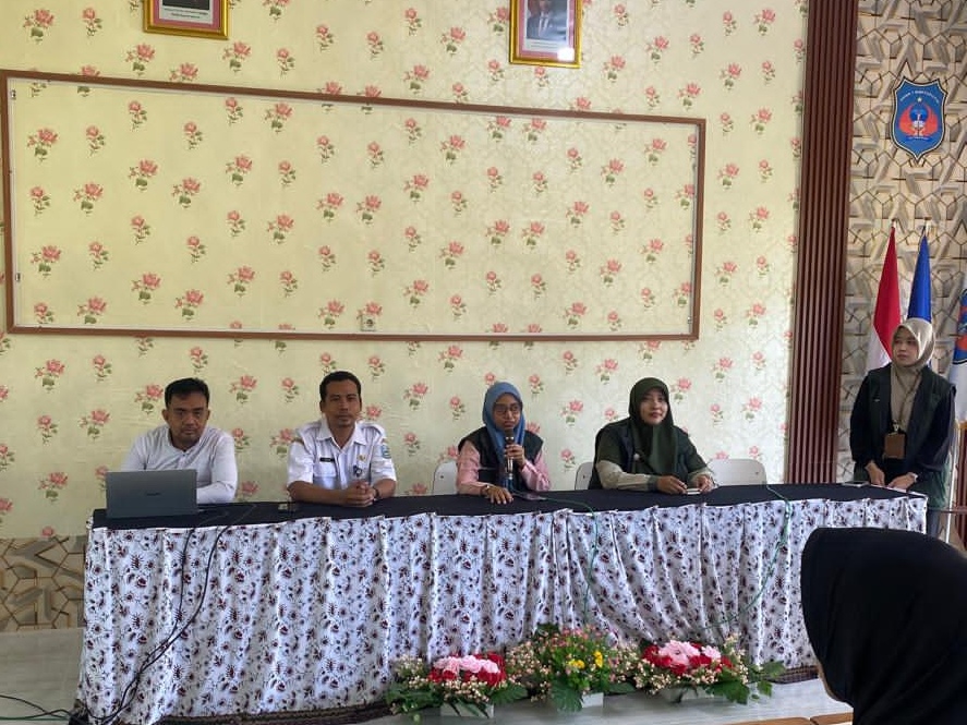 Belajar Biologi tanpa Sekat Kelas, Biohamka Hadir di Situbondo