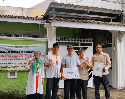 Kolaborasi Lazismu–Baznas Sidoarjo Bedah Rumah Warga Terdampak Atap Ambruk
