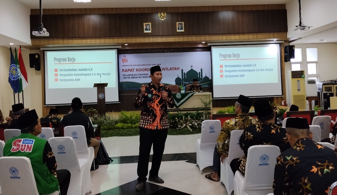 Fokus gerakan LPCRPM Jatim dengan tiga program kerja utama. Penambahan jumlah cabang dan ranting, penguatan kelembagaan cabang-ranting dan masjid, serta penguatan kerja sama dengan AUM