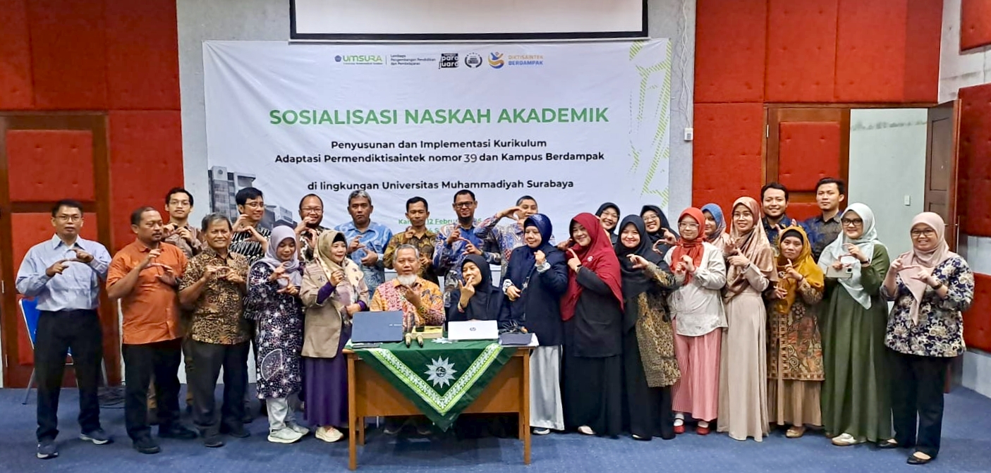 Universitas Muhammadiyah Surabaya memperkuat transformasi kurikulum adaptif melalui Permendiktisaintek Nomor 39 Tahun 2024 guna mencetak lulusan kompeten yang memberikan kontribusi nyata serta dampak positif bagi masyarakat luas.