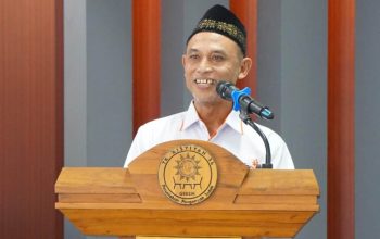 Target PDM Gresik disampaikan Bendahara Kiswanto. Dia meminta supaya Lazismu membantu mewujudkan dengan mendukung PCM yang kesulitan dana dakwah.