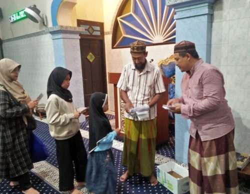 Masjid At-Taqwa Giri Santuni 120 Yatim dan Duafa