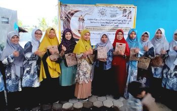 Pimpinan Cabang Aisyiyah Candi menggelar buka puasa bersama 100 guru dan praktisi pendidikan guna memperkuat sinergi serta mendorong publikasi kreatif amal usaha Muhammadiyah yang berkemajuan.