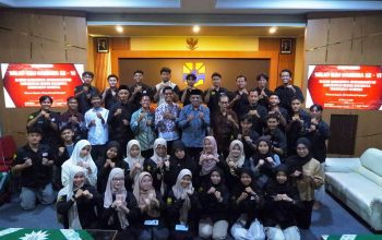 IMM (Ikatan Mahasiswa Muhammadiyah) Komisariat Ganesha Universitas Negeri Surabaya menyelenggarakan perayaan milad ke-6 di SMA Muhammadiyah 1 Taman, Sidoarjo
