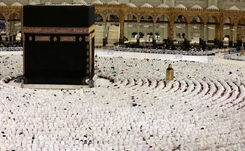 Lautan Manusia, Lautan Air Mata: Ramadan yang Menggetarkan di Makkah