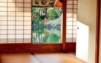 Positive reframing mengubah cara pandang terhadap masalah. Seseorang yang meyakini ia tidak sendiri. Ada kekuatan yang lebih besar yang mendukungnya