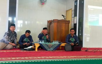 Sosialisasi E-KTAM atau Kartu Tanda Anggota Muhammadiyah Elektronik berlangsung di Masjid Al-Asy'ari Wonorejo, Kedungjajang, Lumajang, Ahad pagi (12/4/2026).