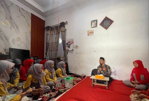 Remaja Gaul tapi Syar’i, Siswa SMK Pemuda Krian Perkuat Akhlak di Era Digital
