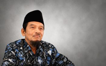 Mengenang K.H. Masyhud Bahri, Penutur Hikmah yang Meneduhkan
