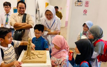 Randome Art Exhibition Smamsatu Jadi Daya Tarik, Siswa Berlian Primary School Antusias Kunjungi Pameran