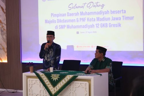Silaturahim Hangat di Kunjungan PDM Kota Madiun ke PCM GKB Gresik