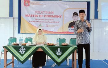 Pelatihan MC oleh PCNA Brondong (Tagar.co/Lilik Maftuhatul Jannah)