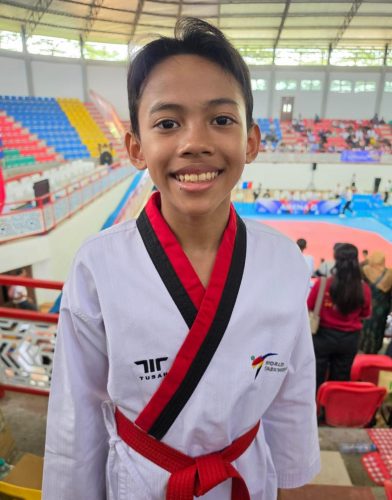 Fatih Asyraff Putrahendri meraih juara dua kategori Poomsae Freestyle dalam Kejurprov Taekwondo Jatim 2026 setelah menjalani latihan intensif selama dua bulan penuh tantangan demi membuktikan kemampuan dirinya.