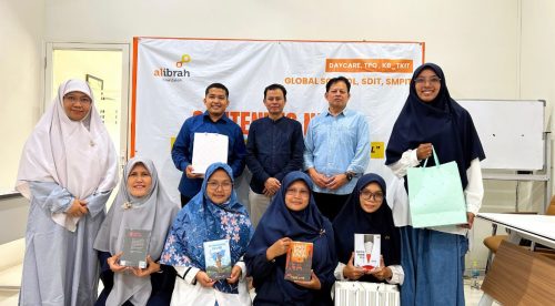 6 Peserta Terbaik Bersinar di Pelatihan Content is News Yayasan Al-Ibrah