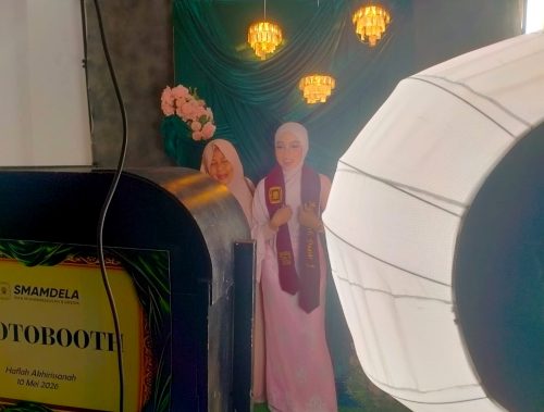 Photobooth Jadi Ruang Penuh Cerita di Haflah Akhirissanah Smamdela
