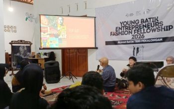 Kolaborasi Rumah Batik TBIG dan Indonesia Fashion Chamber Ciptakan Kreasi Batik untuk Anak Muda