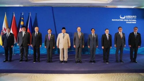 Diplomasi Cebu diharapkan mampu menghasilkan solusi bersama menghadapi krisis energi. Di mana otoritas kawasan ditarik masuk ke dalam struktur lebih mapan melalui kolaborasi lebih adaptif.